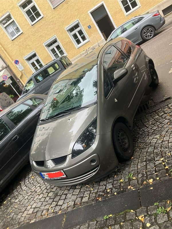 Grau Gebraucht 2007 Mitsubishi Colt Kleinwagen | 700 € (Superpreis) - Bild 1/2