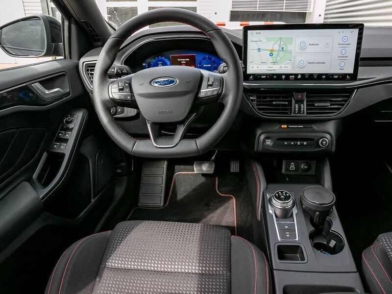 Gebraucht Ford Focus ST-Line X 116 PS (85 kW) 2024 Schwarz Kombi