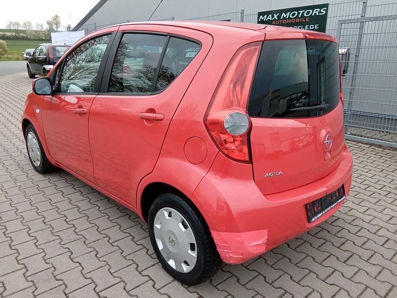 Gebraucht Opel Agila 65 PS (47 kW) 2009 Rot Kleinwagen