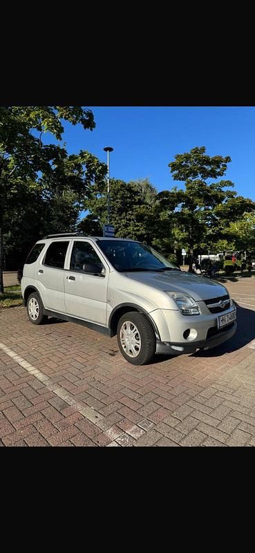 Silber Gebraucht 2004 Suzuki Ignis Kleinwagen | 1.699 € (Fairer Preis) - Bild 1/4