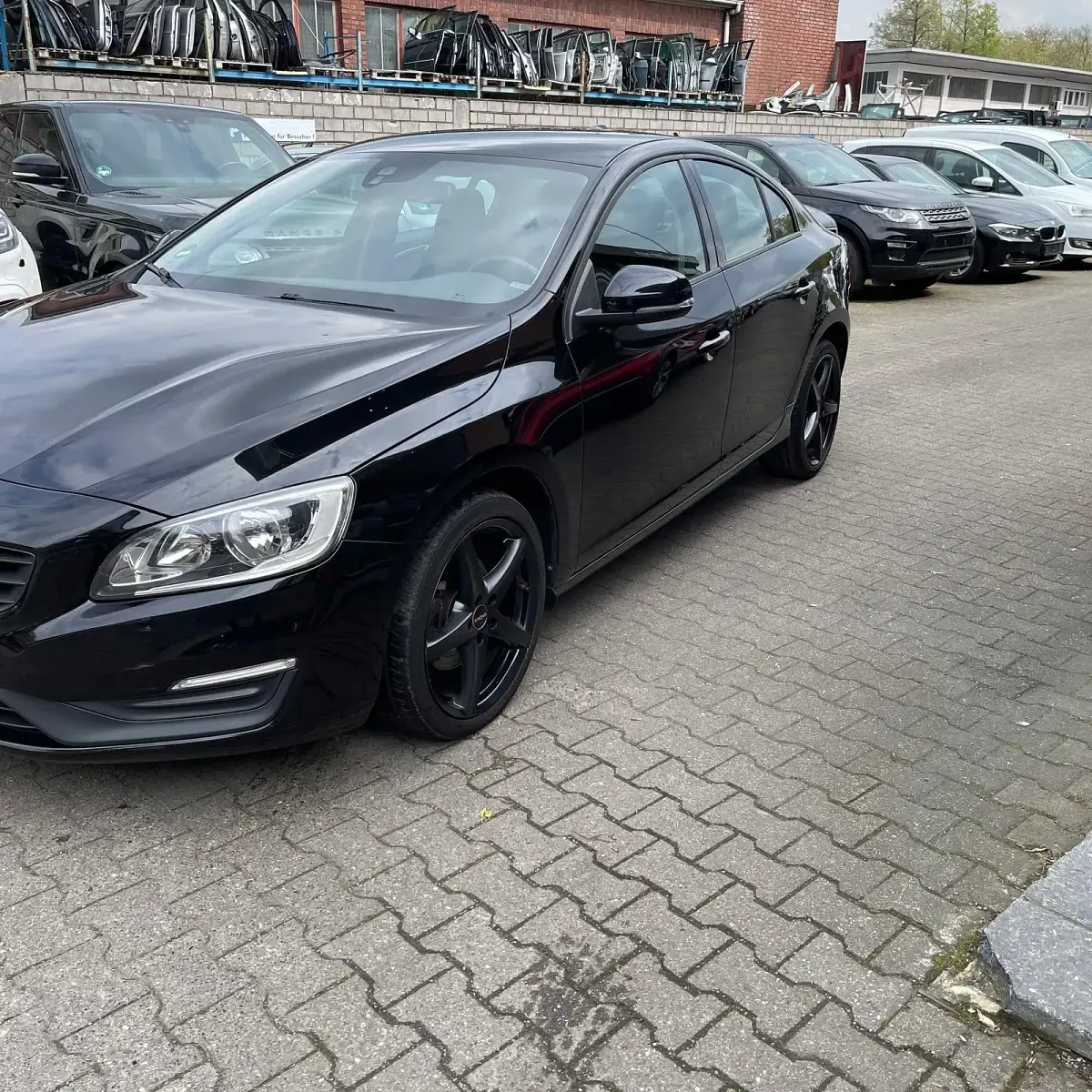 Gebraucht Volvo S60 150 PS (110 kW) 2015 Schwarz Limousine