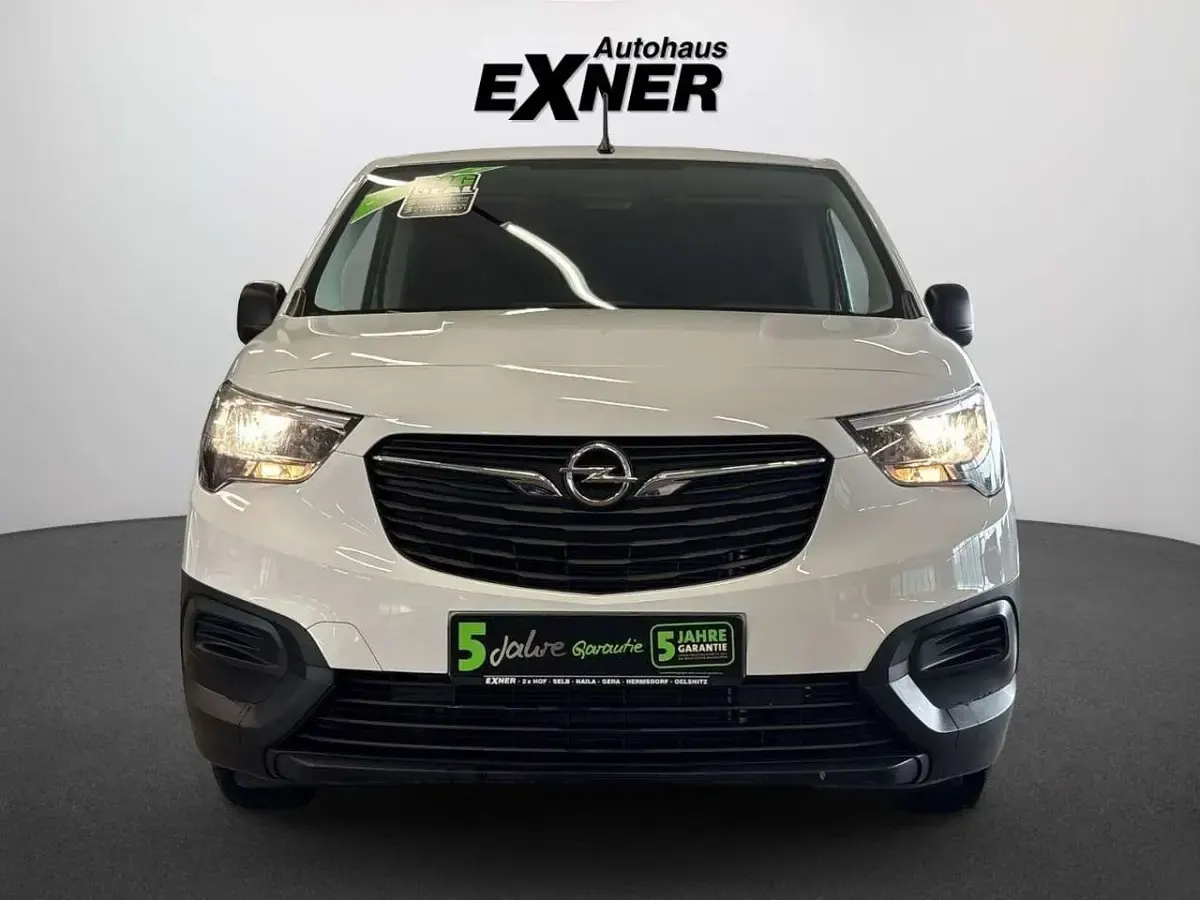 Gebraucht Opel Combo Edition 131 PS (96 kW) 2023 Weiß