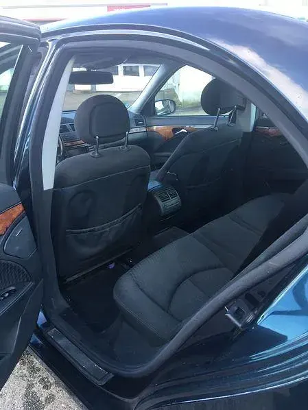 Gebraucht Mercedes E320 224 PS (164 kW) 2003 Blau Limousine