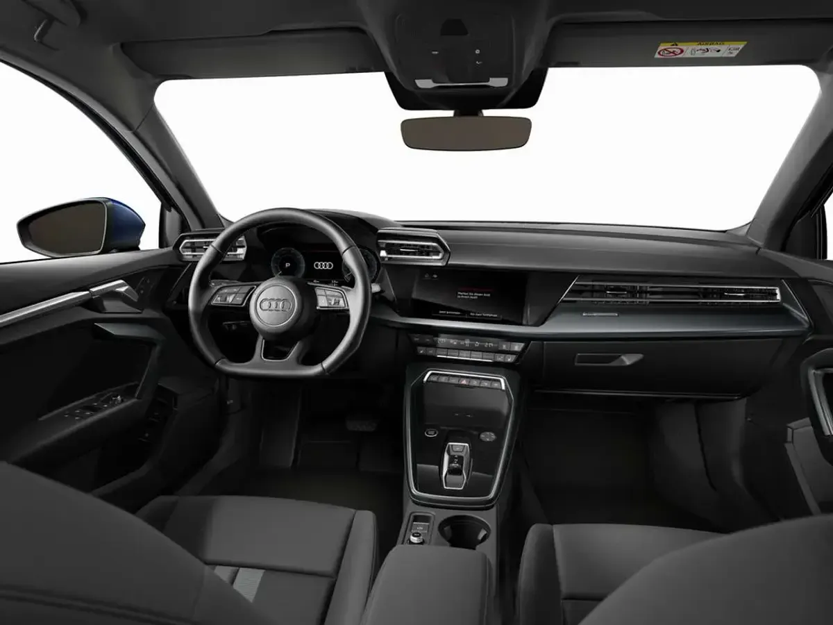 Gebraucht Audi A3 Ambiente 204 PS (150 kW) 2025 Blau Kombi