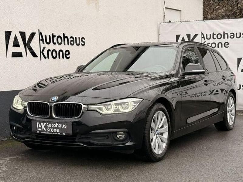 Gebraucht BMW 320 Advantage 190 PS (139 kW) 2019 Schwarz Kombi