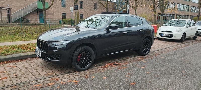 Gebraucht Maserati Levante 275 PS (202 kW) 2017 Schwarz SUV