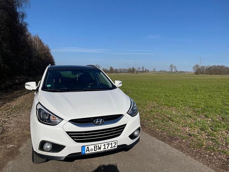 Gebraucht Hyundai Tucson Style 116 PS (85 kW) 2015 Weiß SUV