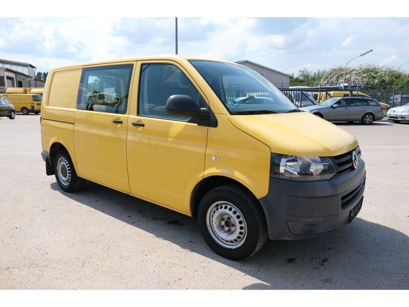 Gebraucht VW T5 84 PS (61 kW) 2010 Ginstergelb r1032 Van