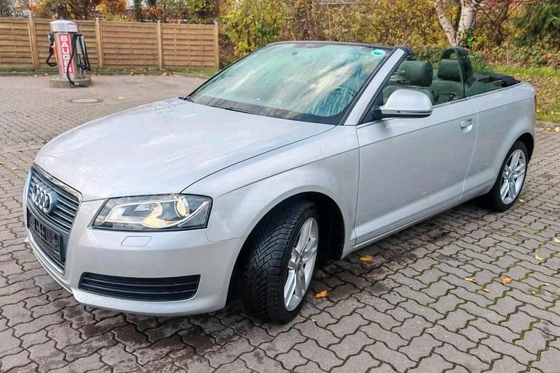 Gebraucht Audi A3 Cabriolet 105 PS (77 kW) 2012 Silber Cabrio