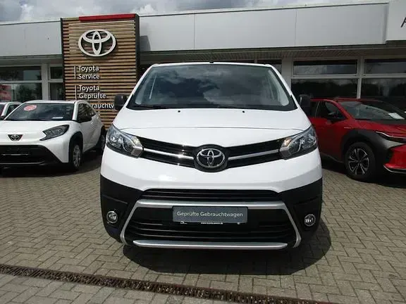 Gebraucht Toyota Proace Comfort 144 PS (105 kW) 2024 Ice white Van / Kleinbus