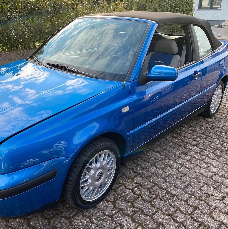 Gebraucht VW Golf Cabriolet 101 PS (74 kW) 2000 Blau Cabrio