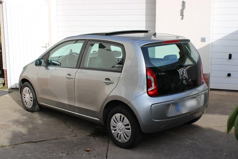 Gebraucht VW up! 68 PS (50 kW) 2013 Silber Kleinwagen