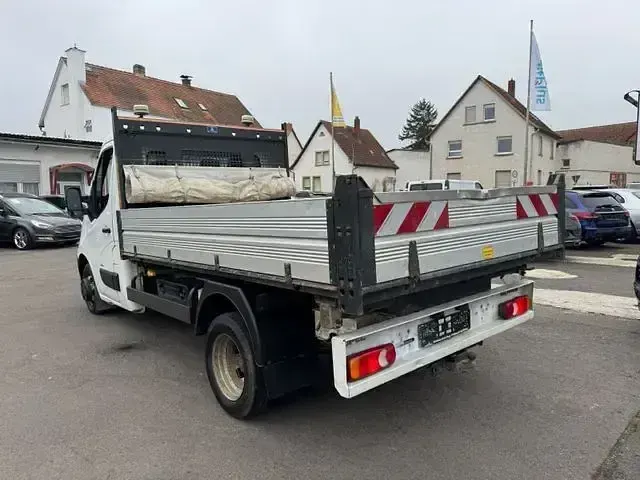 Gebraucht Opel Movano 125 PS (91 kW) 2012 Weiß Van / Kleinbus