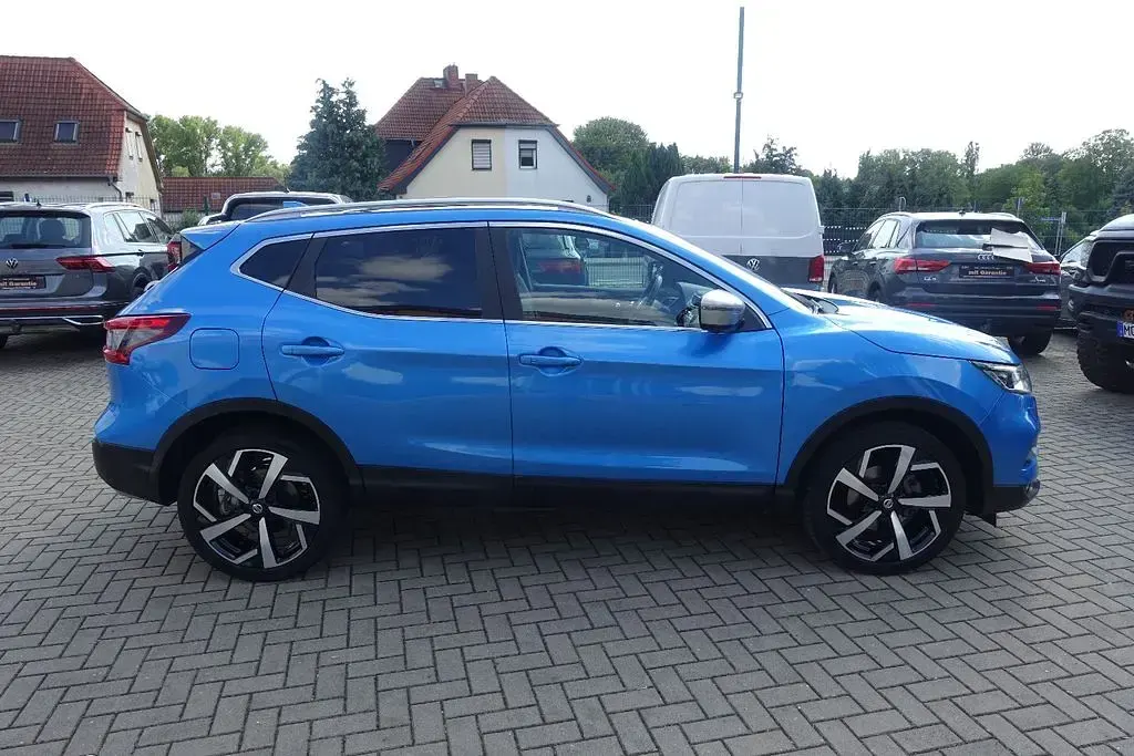 Gebraucht Nissan Qashqai 360º 159 PS (116 kW) 2019 Vivid blue SUV