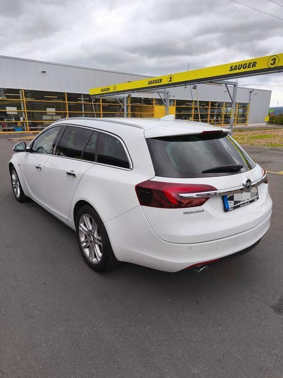 Gebraucht Opel Insignia Innovation 170 PS (125 kW) 2017 Weiß Kombi