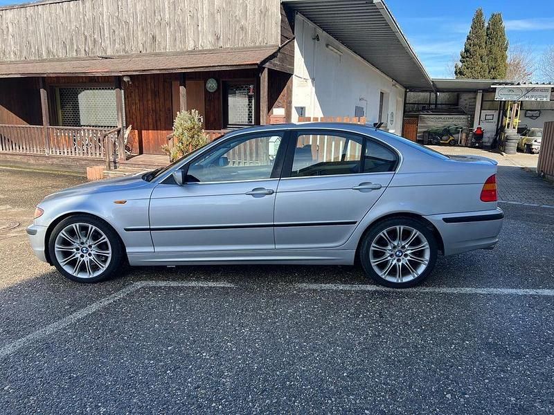 Gebraucht BMW 330 Performance 231 PS (169 kW) 2002 Silber Limousine