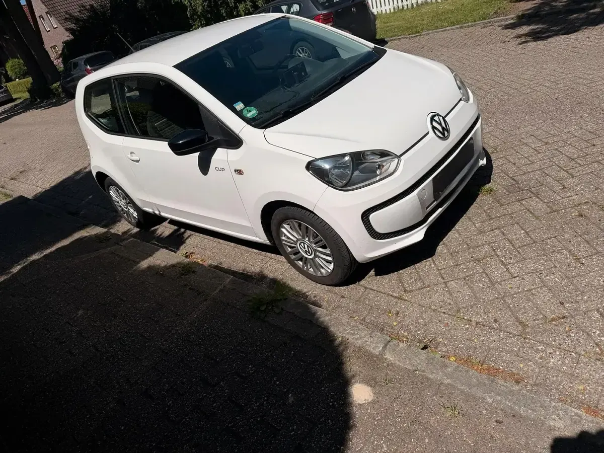 Gebraucht VW up! 60 PS (44 kW) 2014 Weiß Kleinwagen