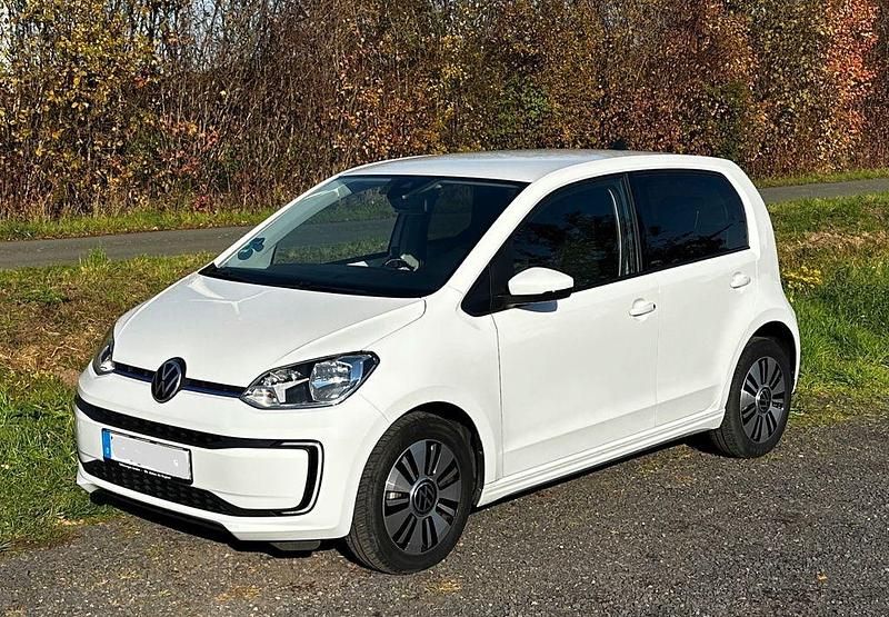 Weiß Gebraucht 2021 VW e-up! Pure Kleinwagen | 12.500 € (Fairer Preis) - Bild 1/4