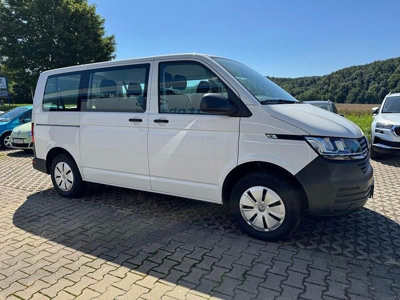 Gebraucht VW Caravelle 110 PS (80 kW) 2022 Weiß Van / Kleinbus