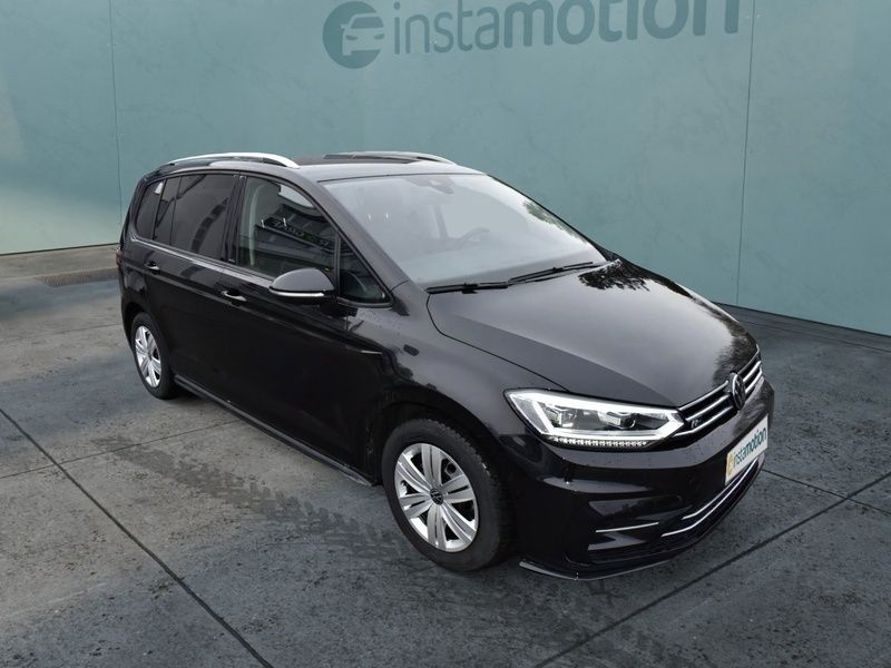Schwarz Gebraucht 2024 VW Touran R-line Van / Kleinbus | 39.100 € (Etwas zu teuer) - Bild 1/4