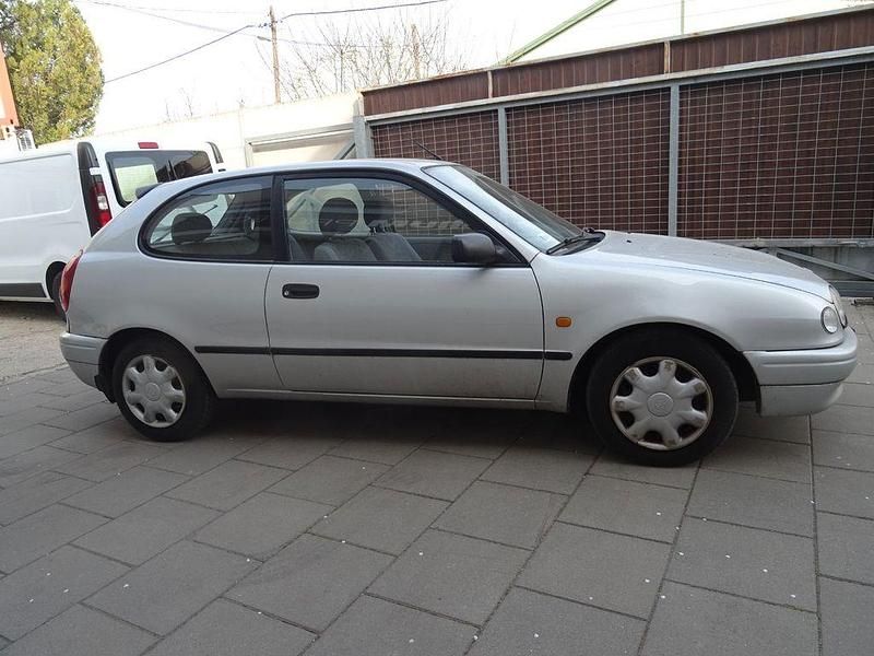 Gebraucht Toyota Corolla 86 PS (63 kW) 1999 Limousine
