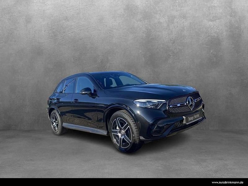 Gebraucht Mercedes GLC220 AMG line 197 PS (144 kW) 2025 Lack obsidianschwarz SUV