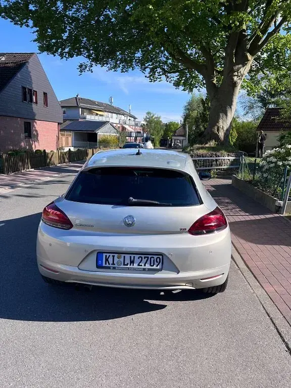 Gebraucht VW Scirocco 160 PS (117 kW) 2011 Grau Coupé