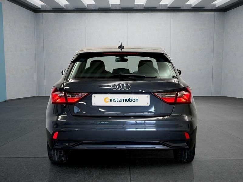 Gebraucht Audi A1 95 PS (69 kW) 2024 Grau SUV