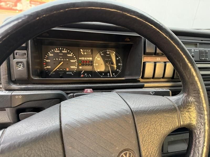 Gebraucht VW Golf II 54 PS (39 kW) 1989 Rot Kleinwagen