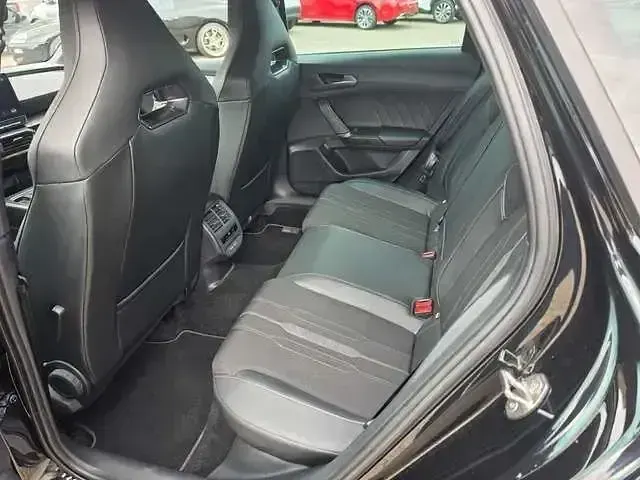 Gebraucht Cupra Leon VZ 300 PS (220 kW) 2024 Schwarz Limousine