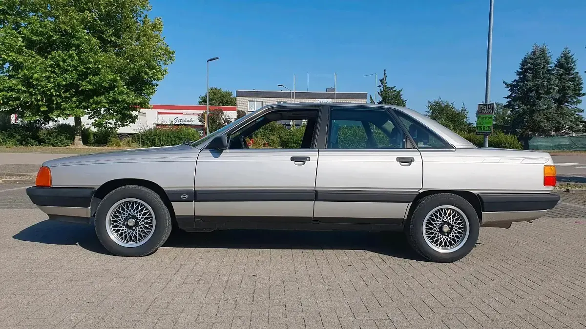 Gebraucht Audi 100 137 PS (100 kW) 1988 Silber Limousine