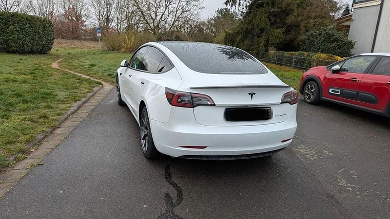 Gebraucht Tesla Model 3 Long Range AWD 366 kW (498 PS) 2022 Weiß Limousine