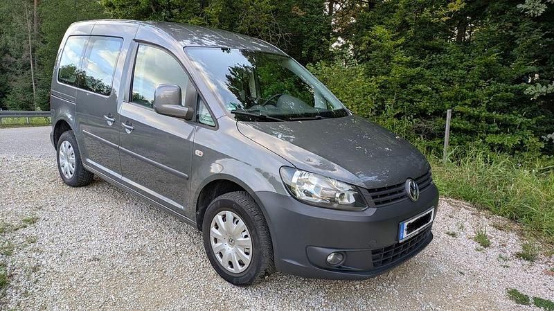 Grau Gebraucht 2011 VW Caddy Edition Van / Kleinbus | 6.200 € (Guter Preis) - Bild 1/4