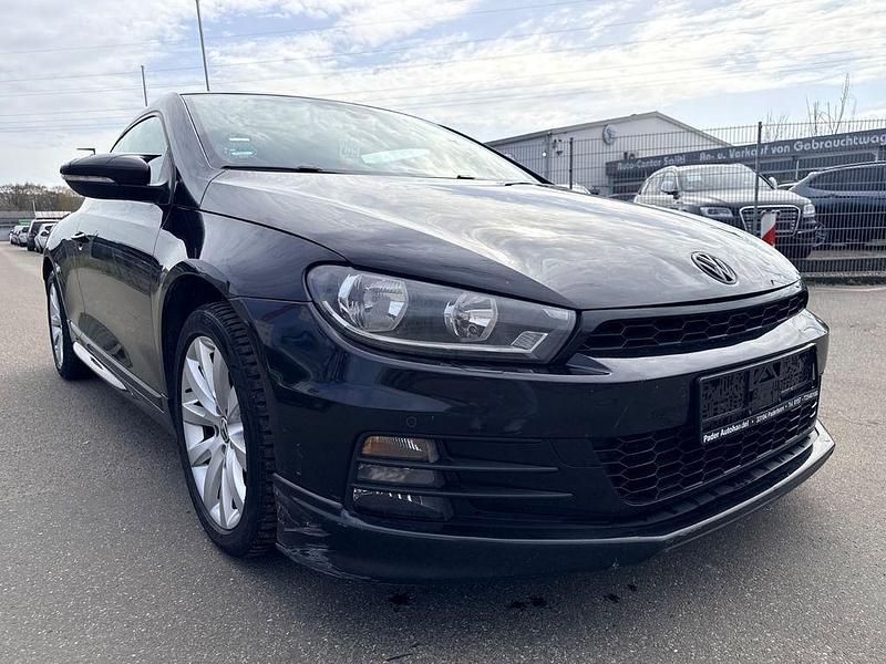 Gebraucht VW Scirocco Basis 125 PS (91 kW) 2014 Schwarz Coupé