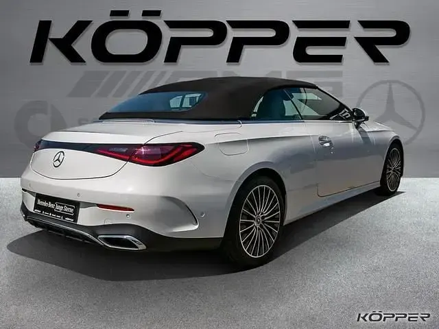 Gebraucht Mercedes 200 AMG Line Premium Plus 204 PS (150 kW) 2025 Cabrio