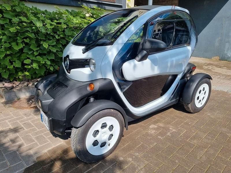 Gebraucht Renault Twizy 13 kW (18 PS) 2021 Weiß Kleinwagen
