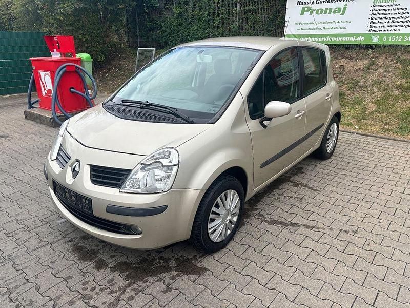 Beige Gebraucht 2006 Renault Modus Dynamique Van / Kleinbus | 2.000 € (Fairer Preis) - Bild 1/4