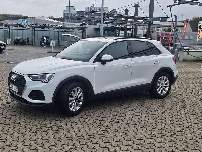 Weiß Gebraucht 2019 Audi Q3 S-Line SUV | 21.000 € (Guter Preis) - Bild 1/4