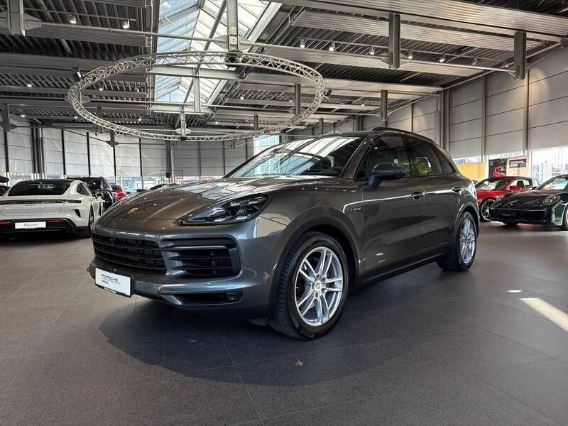 Quarzitgraumetallic Gebraucht 2021 Porsche Cayenne Sport SUV | 67.790 € (Superpreis) - Bild 1/4