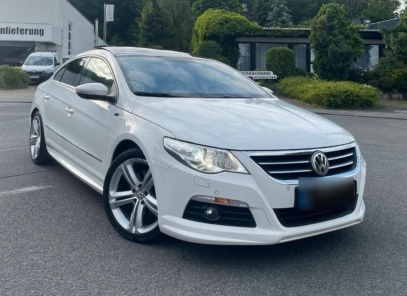 Gebraucht VW Passat R-line BlueMotion 143 PS (105 kW) 2011 Limousine