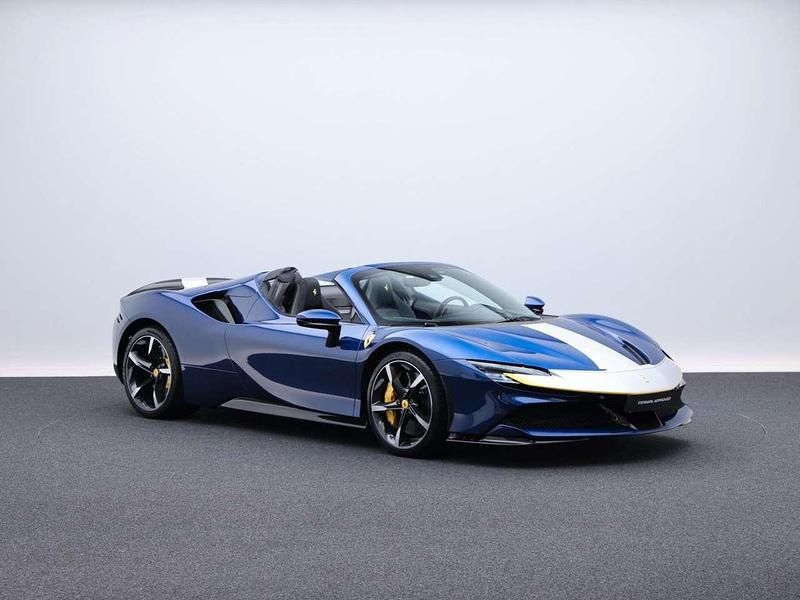 Second-hand Ferrari SF90 1001 CP (736 kW) 2023 Albastru Cabrio