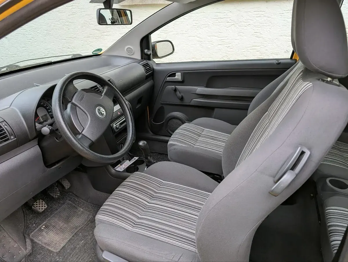 Usata VW Fox 55 CV (40 kW) 2007 Giallo Utilitaria