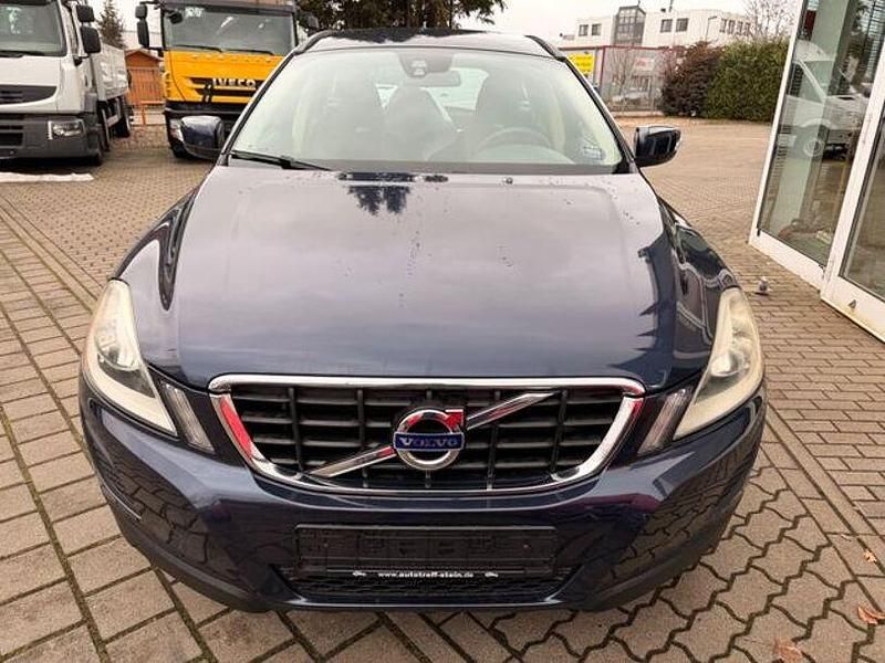 Gebraucht Volvo XC60 Kinetic 210 PS (154 kW) 2012 Blau SUV