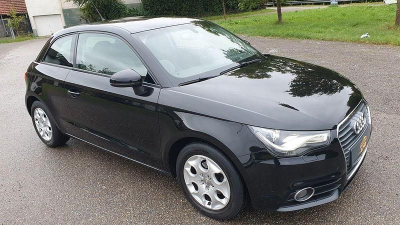 Schwarz Gebraucht 2011 Audi A1 Ambition Kleinwagen | 5.850 € (Fairer Preis) - Bild 1/4