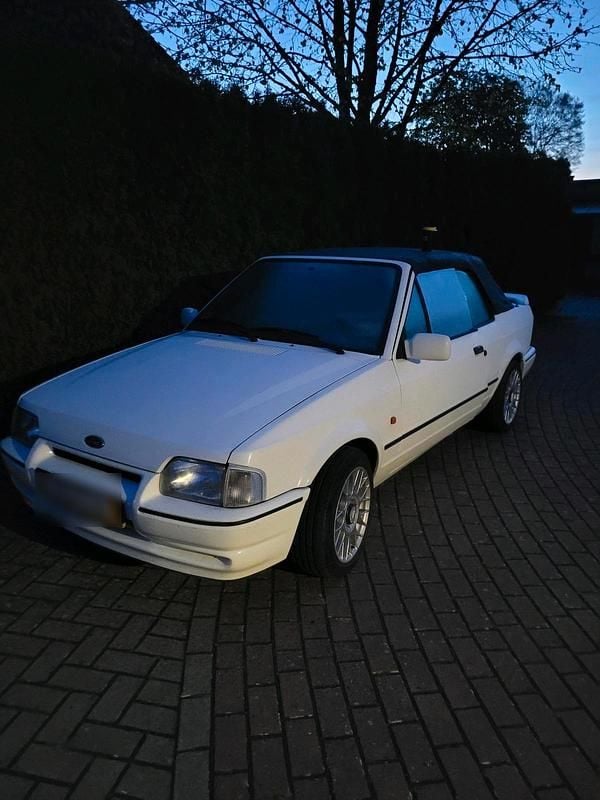 Gebraucht Ford Escort Cabriolet 1986 Weiß Cabrio