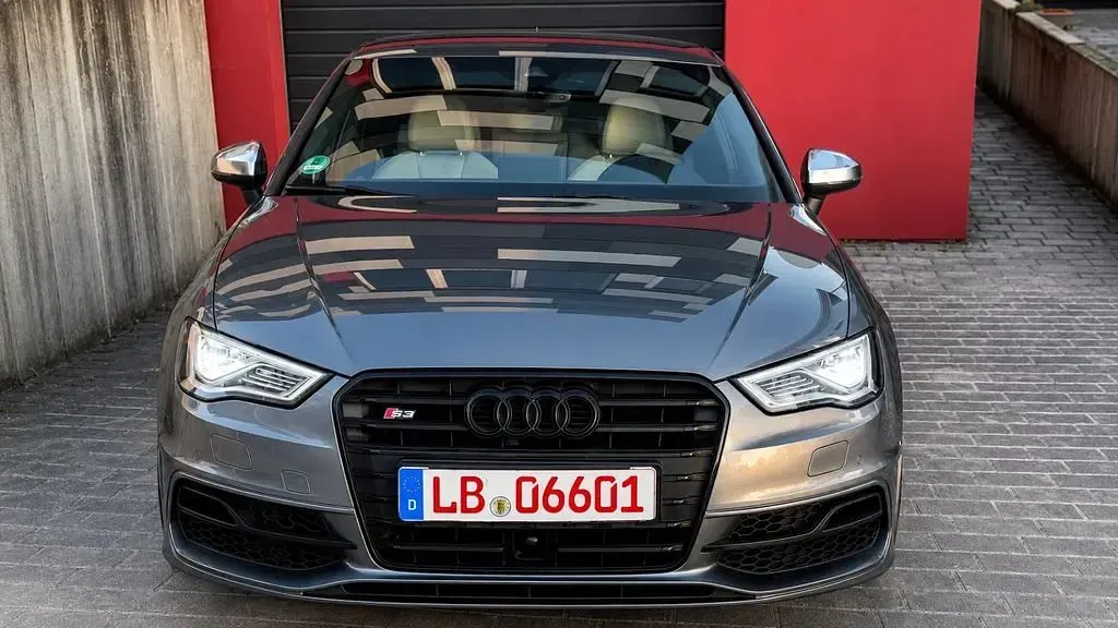Gebraucht Audi S3 Sport 300 PS (220 kW) 2014 Grau Limousine