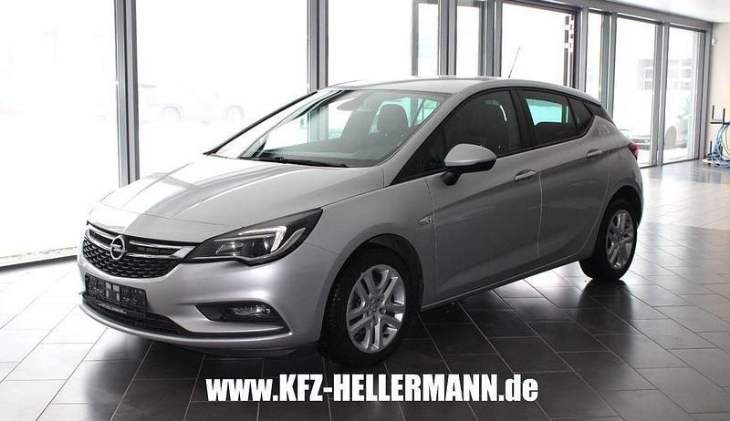 Gebraucht Opel Astra 110 PS (80 kW) 2018 Silber Limousine