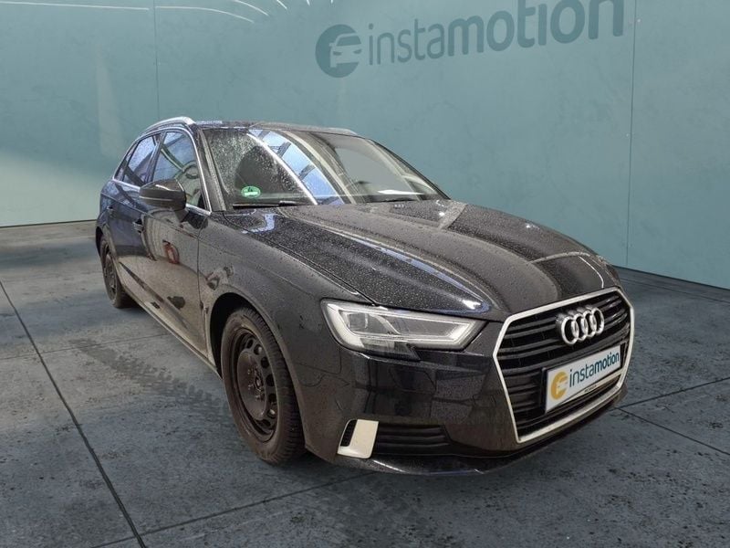 Gebraucht Audi A3 Sportback Sport 150 PS (110 kW) 2020 Schwarz Kleinwagen