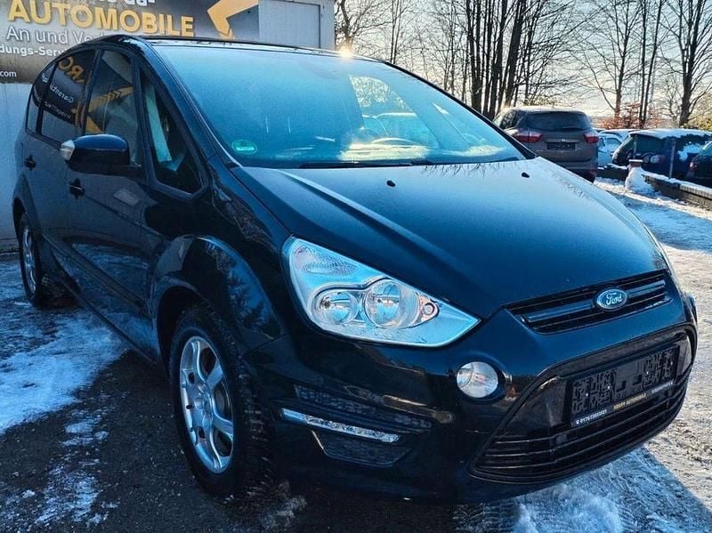Schwarz Gebraucht 2014 Ford S-MAX Business Edition Van / Kleinbus | 4.990 € (Superpreis) - Bild 1/4