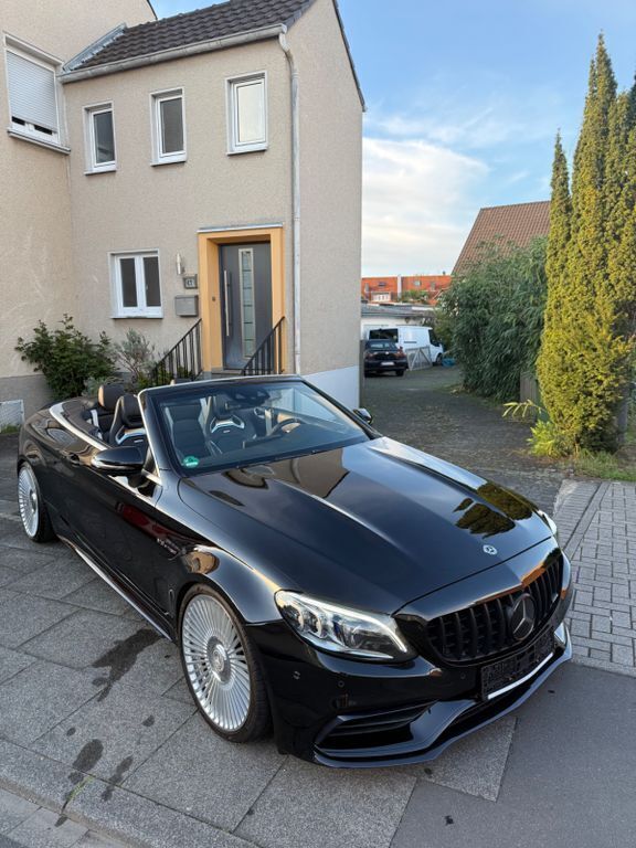 Schwarz Gebraucht 2019 Mercedes C63S AMG AMG Cabrio | 62.750 € (Fairer Preis) - Bild 1/4